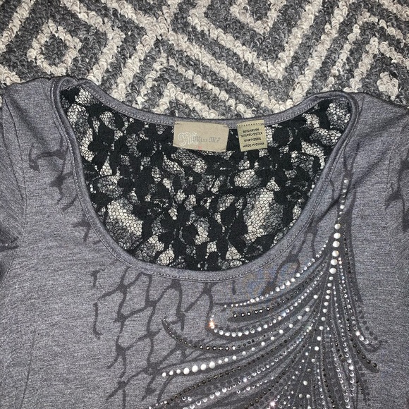 Women’s Miss Me rhinestone top with sheer back - Picture 2 of 3